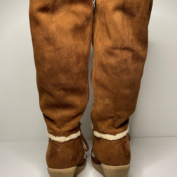 Snow Bunny Knee High Boots with Shearling - Picture 3 of 4